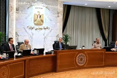 حكومة مصر تؤكد استمرار إنتاج النفط والغاز من الحقول بعقود منتهية