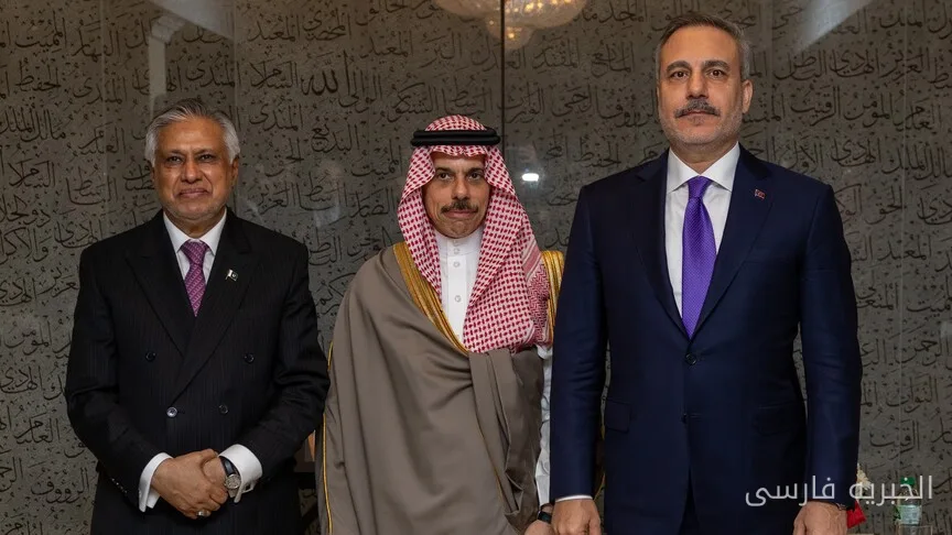 وزیران امور خارجه عربستان سعودی، پاکستان و ترکیه درباره برگزاری جلسه فوری برای حمایت از عربستان گفتگو کردند