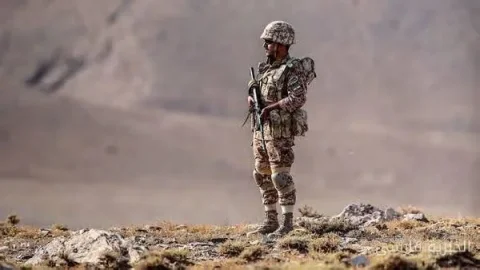 سه نیروی امنیتی ایران در درگیری‌های مرگبار جان باختند