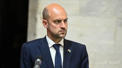 فرنسا: هجوم طائرات مسيرة روسية بالقرب من قطار ركاب لتقسيم وترهيب الحلفاء الأوروبيين