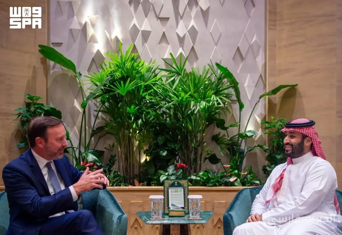 محمد بن سلمان و سناتور کریس مورفی درباره تحولات منطقه‌ای گفت‌وگو کردند