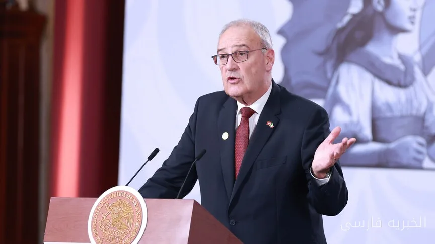 رئیسجمهور سوئیس، گای پارملین، در پایان 2026 از سمت خود کنارهگیری میکند